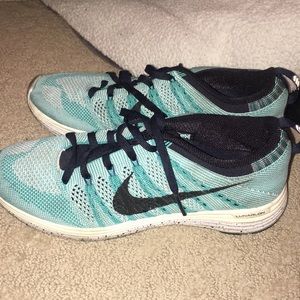 Nike Flyknit Shoes Blue